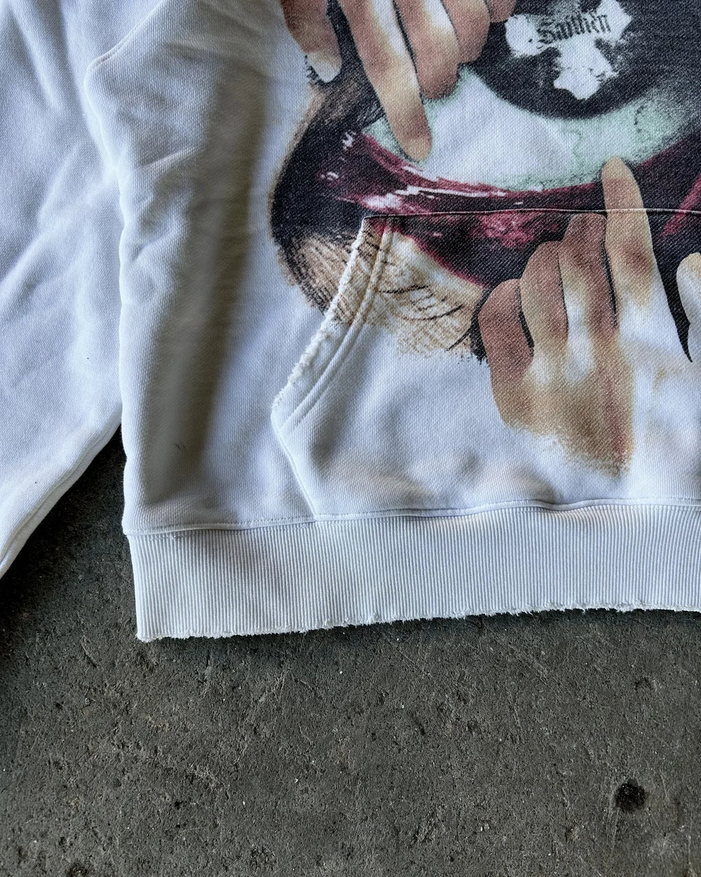 MadeForStyle Y2K Big Eyes Hoodie – Retro Streetwear Oversized Sweatshirt for Men & Women